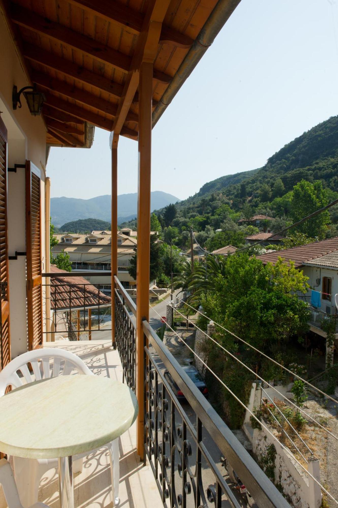Geroulis Stefanos Studios Vassiliki Esterno foto