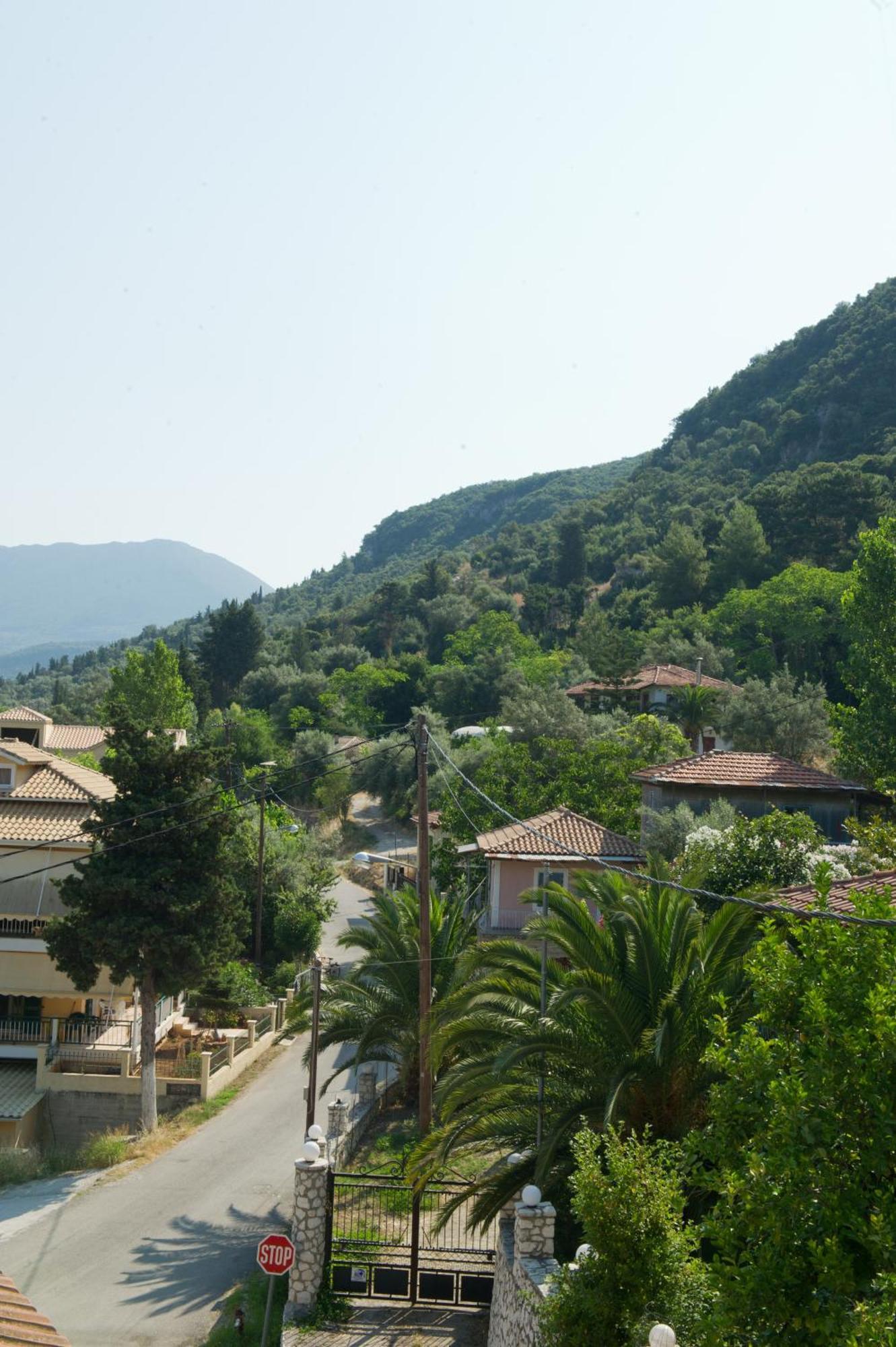 Geroulis Stefanos Studios Vassiliki Esterno foto