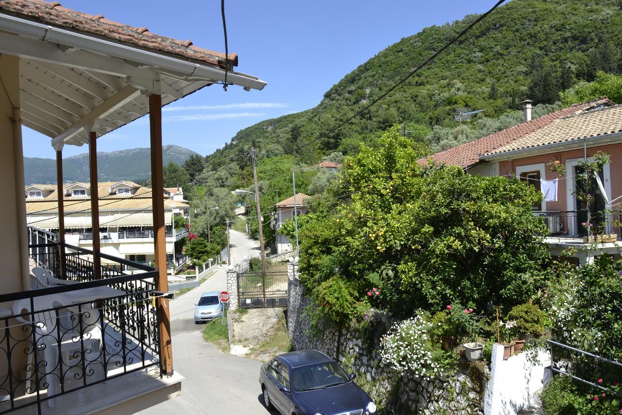 Geroulis Stefanos Studios Vassiliki Esterno foto